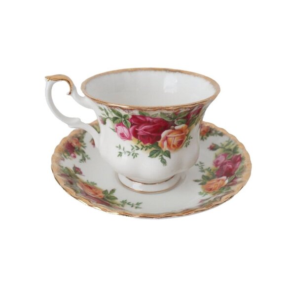 4 Royal Albert Teacup and Saucer Old Country Roses Vintage Tea Cup Set - Picture 3 of 6